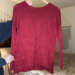 Red atmosphere sweater